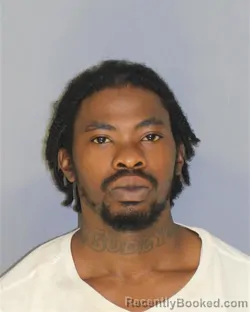 Mugshot of Alomeen L Williams booked in Essex County, New Jersey on October 3, 2026