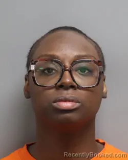 Mugshot of ABRIANA MONET ROBINSON