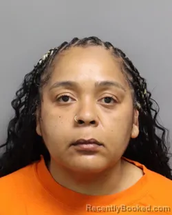 Mugshot of LASHEA DUBOIS