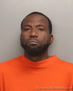 Mugshot of JOEY JAMES SIMMONS booked in Dorchester County, South Carolina on April 20, 2026