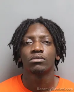 Mugshot of TESHAWN STANLEY ERNEST FRAZIER booked in Dorchester County, South Carolina on April 25, 2026