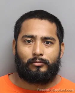 Mugshot of JONATHAN SUAREZ booked in Dorchester County, South Carolina on April 27, 2026