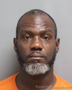 Mugshot of SHAWNTREL LAMONT SPEAD booked in Dorchester County, South Carolina on June 26, 2026
