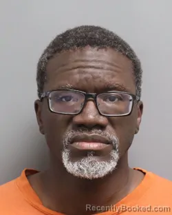 Mugshot of Shawn Saulsberry booked in Dorchester County, South Carolina on August 26, 2026