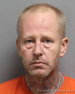 Mugshot of William Travis Crabtree booked in Dorchester County, South Carolina on October 14, 2026