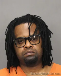 Mugshot of DWIGHT N WHITELY