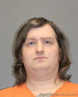 Mugshot of JESSE S SANDLER