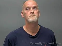 Mugshot of CARLTON S MATTHEWS