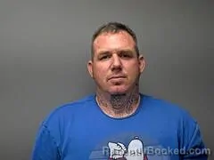 Mugshot of VINCENT D MOOR