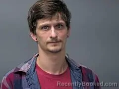 Mugshot of DEVIN M MARLER