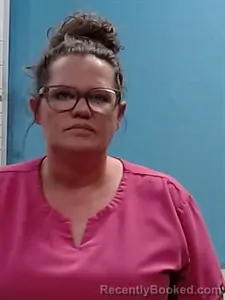 Mugshot of Kimberly Marie Woodworth