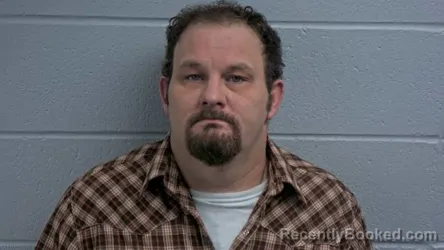 Mugshot of DUSTIN W RICHEY