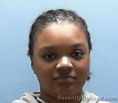 Mugshot of ERYKAH J CALLANDRET