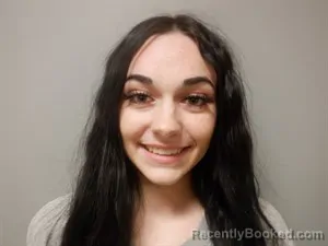 Mugshot of Hannah Dawn Leach