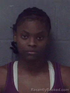 Mugshot of Tamiya Quinae Davis booked in Crittenden County, Arkansas on April 2, 2026