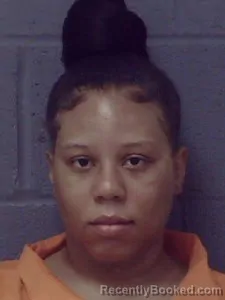 Mugshot of Shuntelle Lynntee Holmes booked in Crittenden County, Arkansas on July 6, 2026
