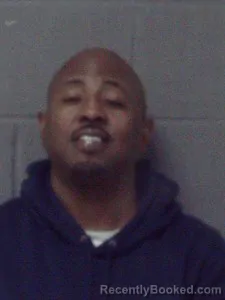 Mugshot of Kelvick Demond Moten booked in Crittenden County, Arkansas on October 20, 2026