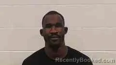 Mugshot of JAQURIS MILLER