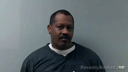 Mugshot of BENNETT J FULLER