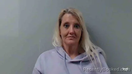 Mugshot of TRACI MOISER