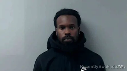 Mugshot of ZAHKELVIS MADISON