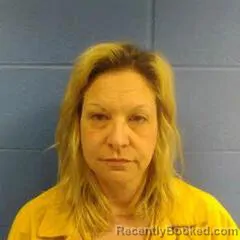 Mugshot of SHELLY PRICE