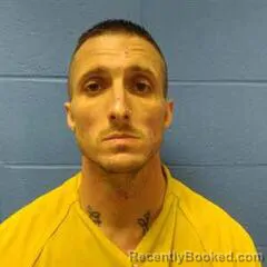 Mugshot of DAKOTA MOUSHON