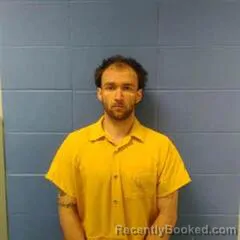 Mugshot of DEVIN WARREN