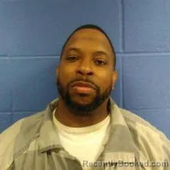 Mugshot of MYRIS CRAWFORD