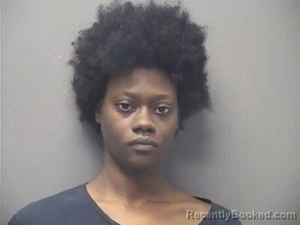Mugshot of SARIA ALIZIA ESTEEN booked in Garland County, Arkansas on May 9, 2026