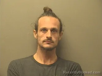 Mugshot of MICHAEL ALLEN GLOMSKI