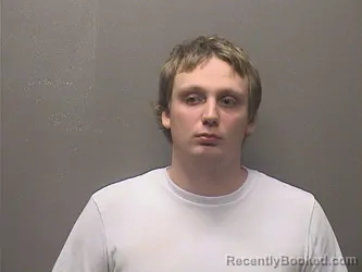 Mugshot of BRANDON HUNTER LINDSEY