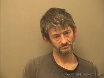 Mugshot of MICHAEL WAYNE LOGAN