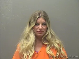 Mugshot of Shaylynn Marie Lee booked in Garland County, Arkansas on September 26, 2026