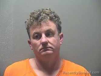 Mugshot of DUSTIN KENNETH WALLACE booked in Garland County, Arkansas on May 2, 2026