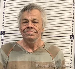Mugshot of MICHAEL MILES