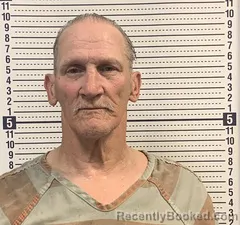 Mugshot of STEVEN PIPPINS