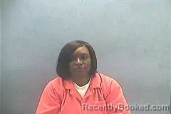 Mugshot of SHAMIKA L ARMSTRONG