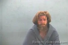 Mugshot of DYLAN KURT HINSON