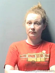 Mugshot of Alhana Davis booked in Independence County, Arkansas on April 1, 2026