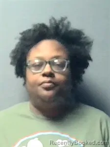 Mugshot of Lakenya Danielle Pender booked in Independence County, Arkansas on April 1, 2026