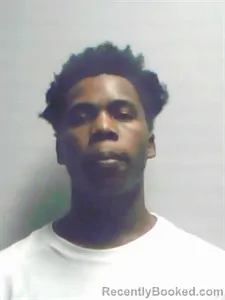 Mugshot of Tavaris Jkwon Davis