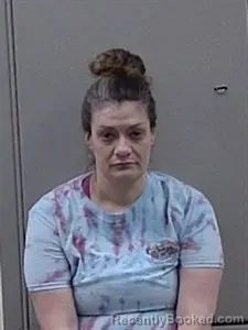 Mugshot of LINDSEY DEANN SIMMONS