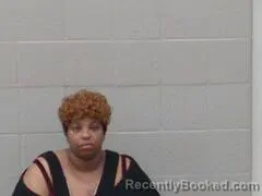 Mugshot of Krystal S Draggs