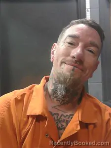 Mugshot of Christopher Lee Hemingway