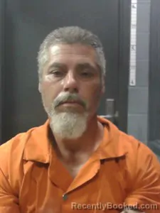 Mugshot of Johnathon M TAYLOR