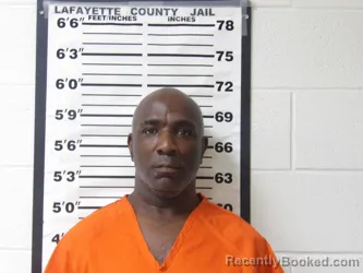 Mugshot of AARON STUART