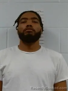 Mugshot of Aquincy James