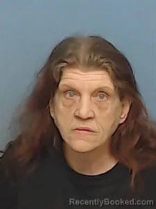 Mugshot of Karlyn Nicole Messenger