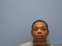Mugshot of ALEISHIA ALEXUS HOLMES